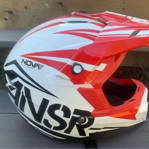 Youth Medium Dirt Bike Helmet